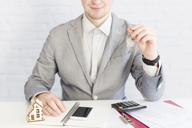 Selling Your Structured Settlement to Pay Off Debt: When It Makes Sense
